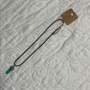 Elegant Black and Turquoise Pendant Necklace